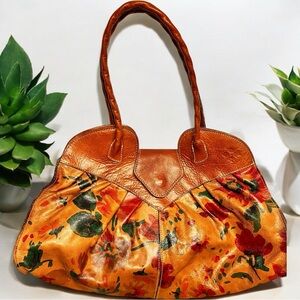 Patricia Nash Lione Satchel